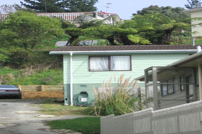 Photo of property in 81 Logie Street, Stokes Valley, Lower Hutt, 5019