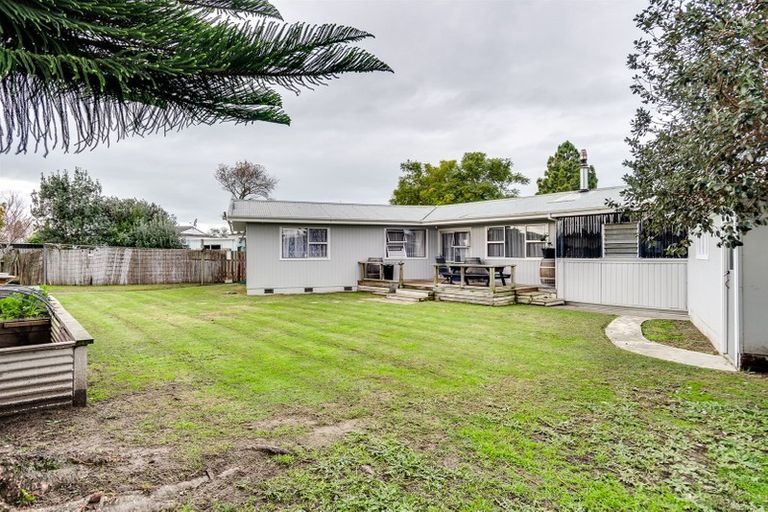 Photo of property in 14 Saint Pauls Place, Tamatea, Napier, 4112
