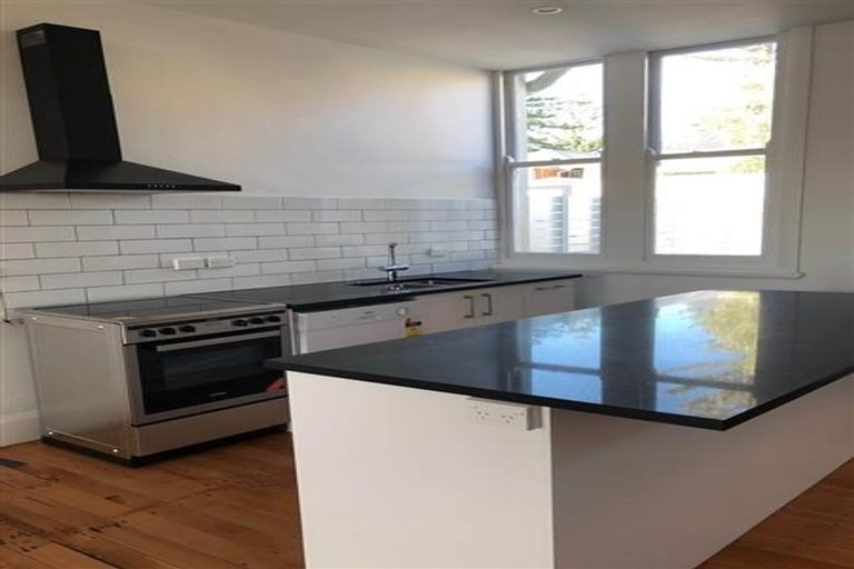 Photo of property in 492 Hastings Street, Napier South, Napier, 4110