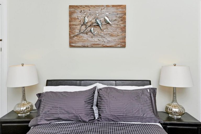 Photo of property in 1/2 Merwood Lane, Devonport, Auckland, 0624