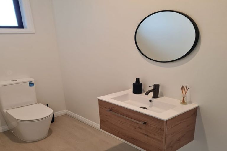 Photo of property in 7 Ribbonwood Lane, Kinloch, Taupo, 3377