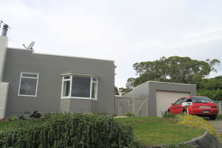 Photo of property in 23 The Drive, Tawa, Wellington, 5028