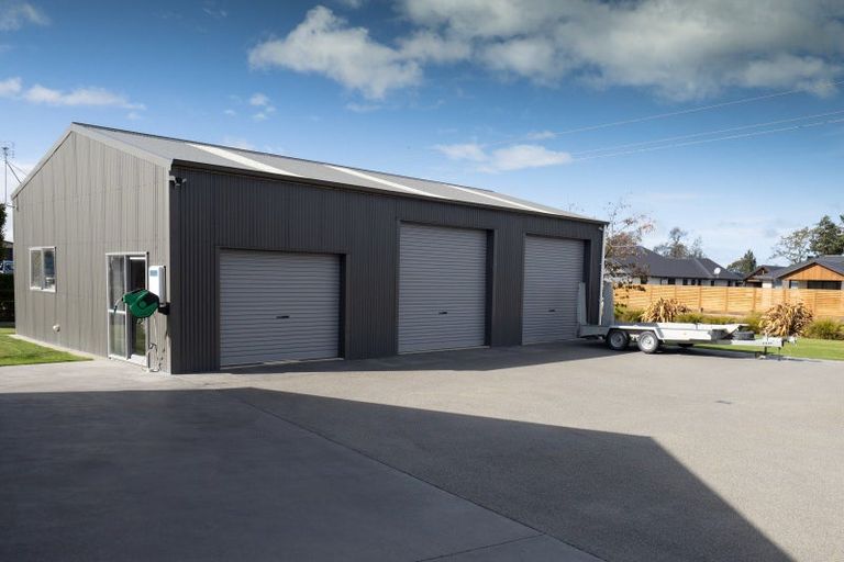 Photo of property in 136 Tarbottons Road, Tinwald, Ashburton, 7700