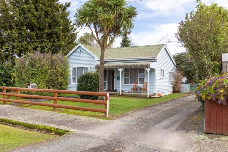 Photo of property in 24 Julia Street, Pahiatua, 4910