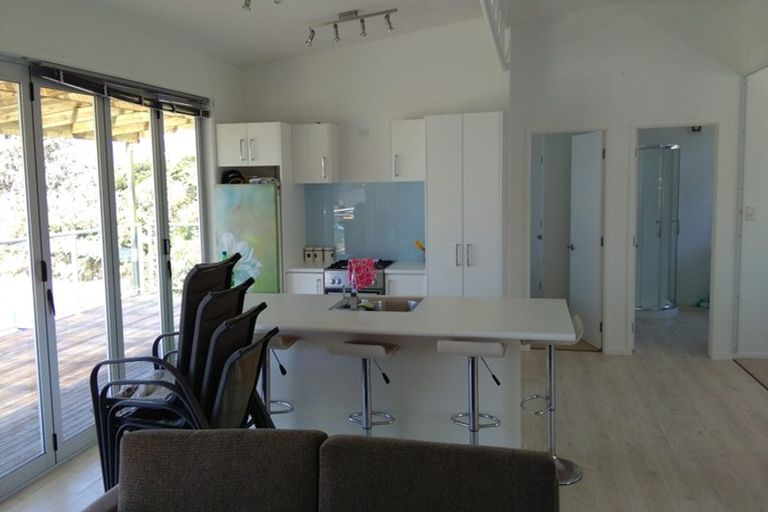 Photo of property in 27 Cuvier Crescent, Kuaotunu West, Whitianga, 3592