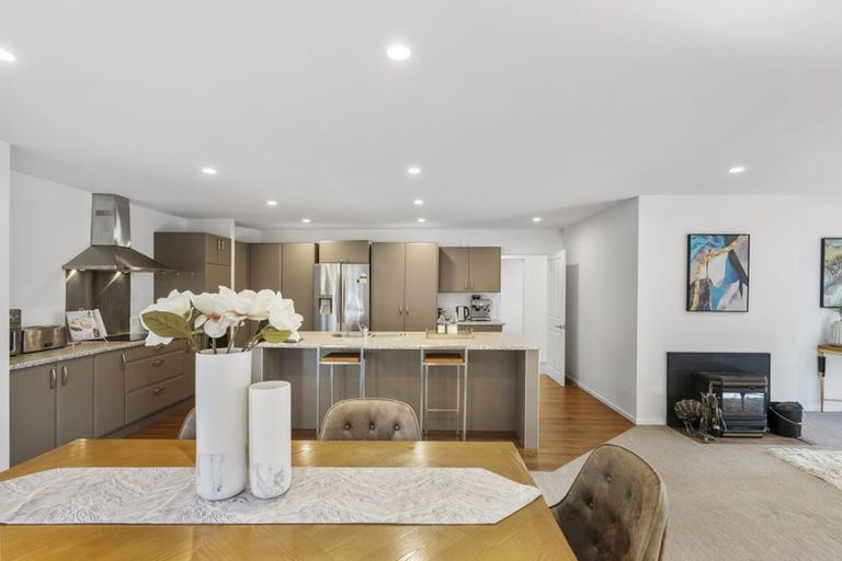 Photo of property in 167 Browns Bay Road, Browns Bay, Auckland, 0630