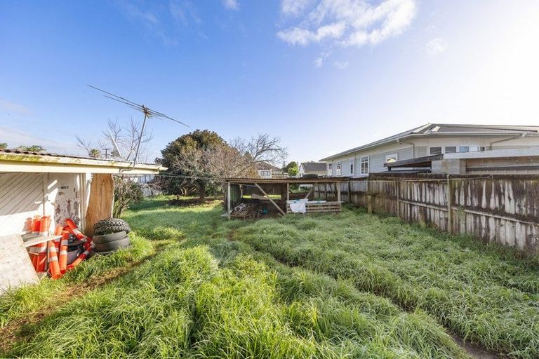 Photo of property in 115 Puhinui Road, Papatoetoe, Auckland, 2104
