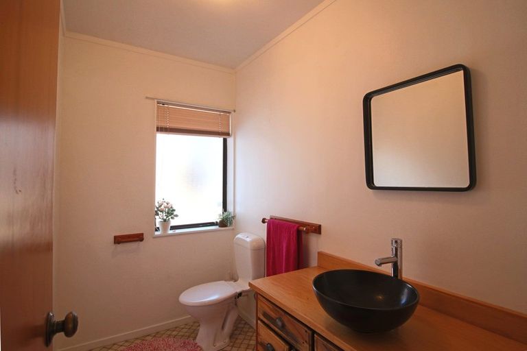 Photo of property in 1/11 Malloy Place, Eastern Beach, Auckland, 2012