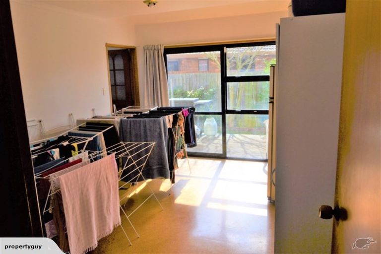 Photo of property in 16 Sayers Crescent, Ilam, Christchurch, 8041