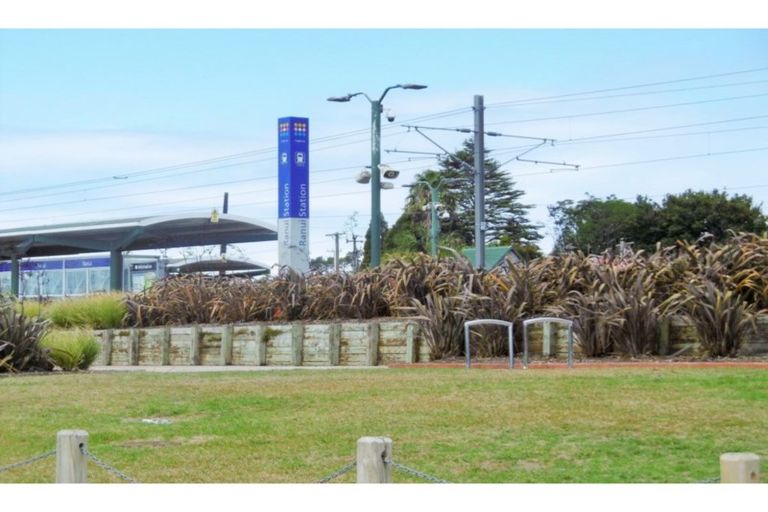 Photo of property in 29 Carlas Way, Ranui, Auckland, 0612