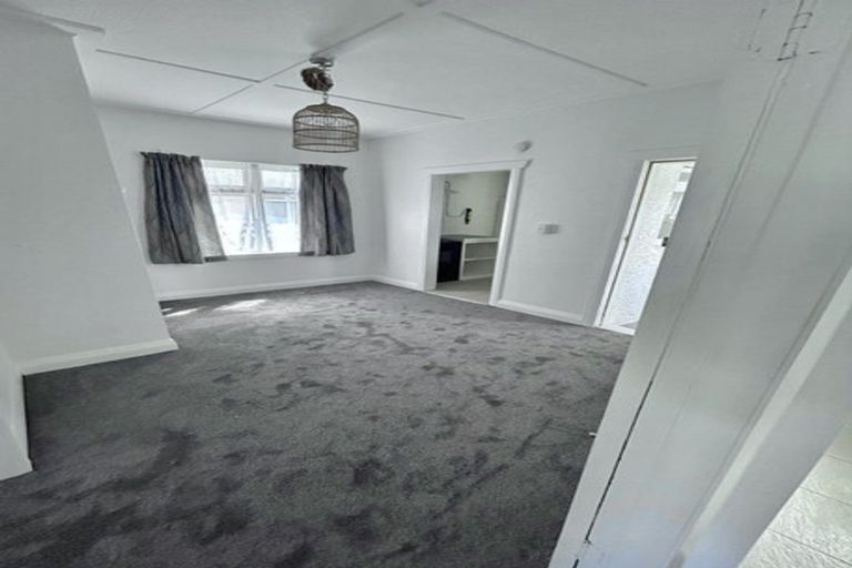 Photo of property in 146 Randwick Road, Moera, Lower Hutt, 5010