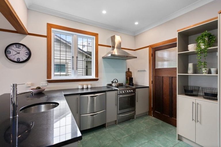 Photo of property in 124 Te Anau Road, Hataitai, Wellington, 6021