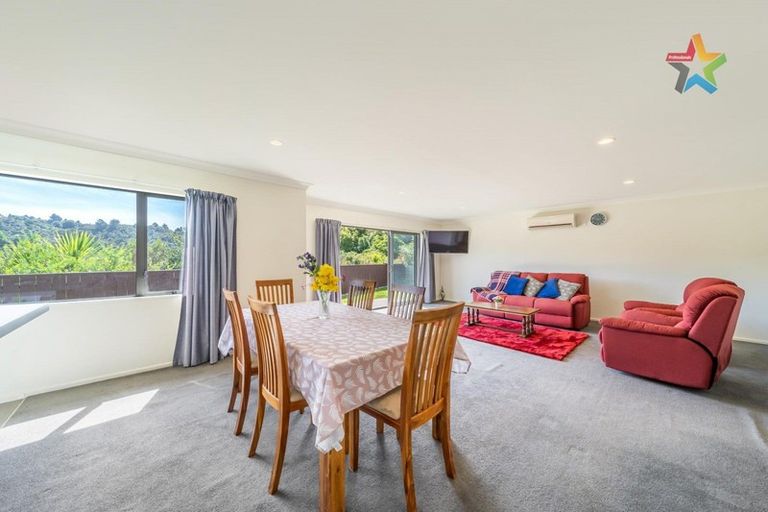 Photo of property in 23 Speldhurst Grove, Stokes Valley, Lower Hutt, 5019