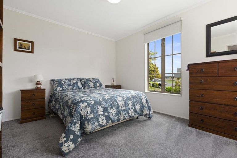Photo of property in 27 Ridgeway Road, Pukekohe, 2120