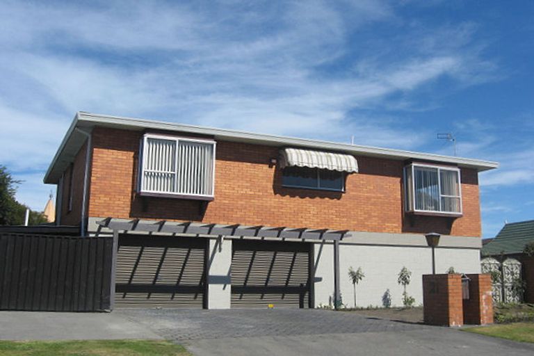 Photo of property in 21 Yellowstone Crescent, Burwood, Christchurch, 8083
