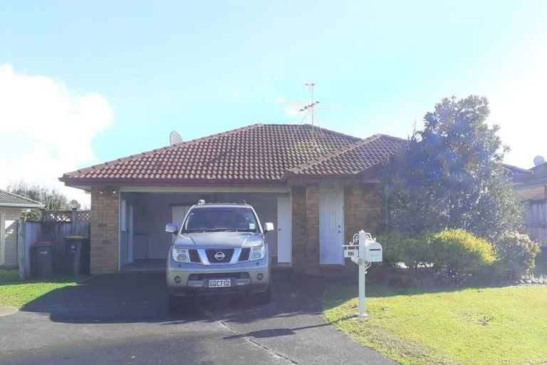Photo of property in 32 Sandwick Drive, Weymouth, Auckland, 2103