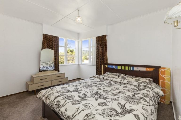 Photo of property in 7 Poole Street, Taita, Lower Hutt, 5011