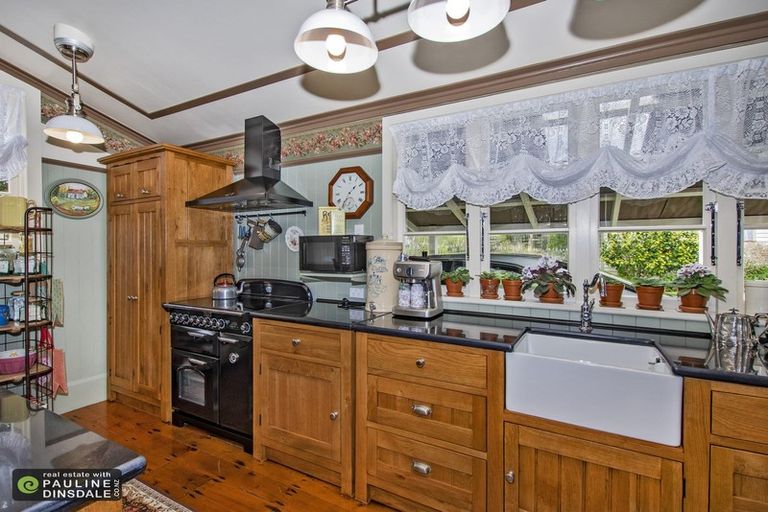 Photo of property in 73 George Street, Hikurangi, 0114