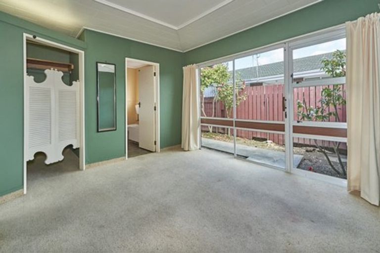 Photo of property in 349 College Street, West End, Palmerston North, 4410
