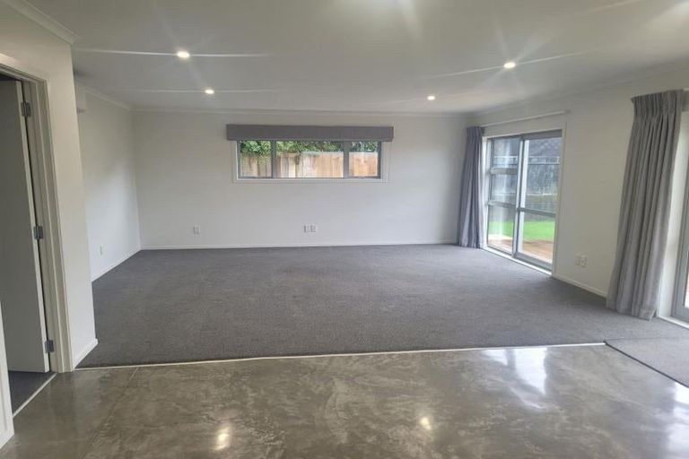 Photo of property in 30a Wrantage Street, Westown, New Plymouth, 4310