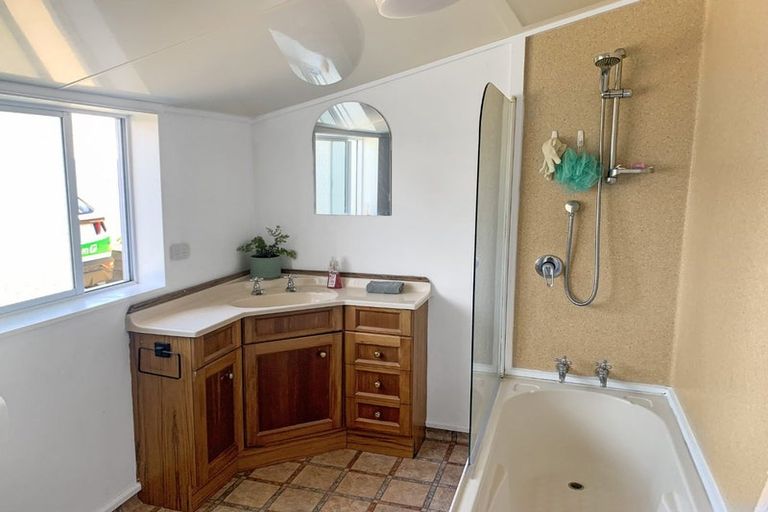 Photo of property in 34 Tennyson Street, Dannevirke, 4930