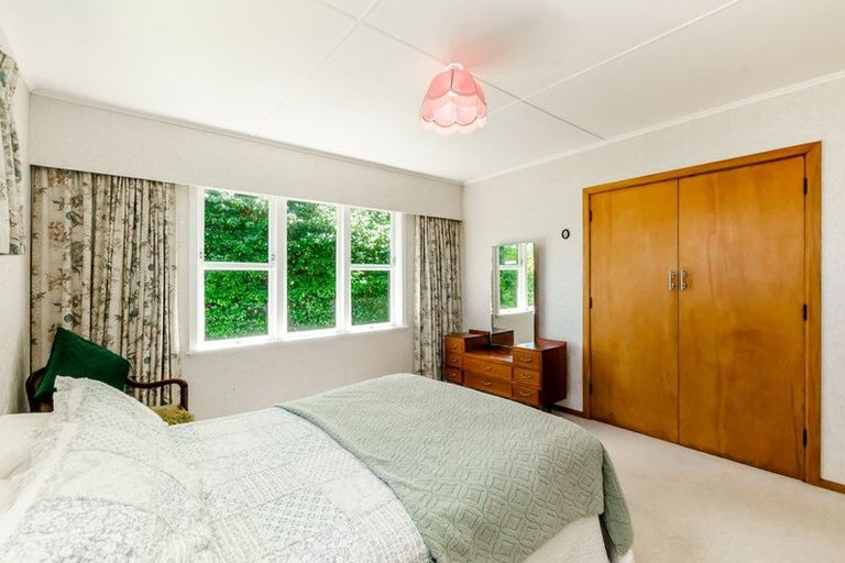 Photo of property in 2 Sunshine Avenue, Paraparaumu, 5032