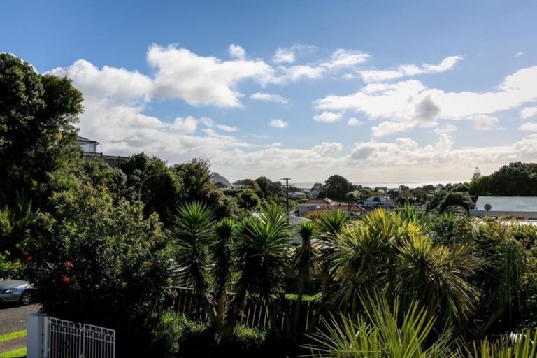 Photo of property in 55 Calvert Road, Lynmouth, New Plymouth, 4310