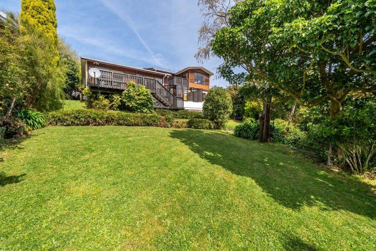 Photo of property in 9 Chichester Drive, Pinehaven, Upper Hutt, 5019