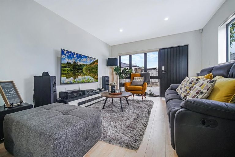 Photo of property in 5d James Road, Manurewa, Auckland, 2102