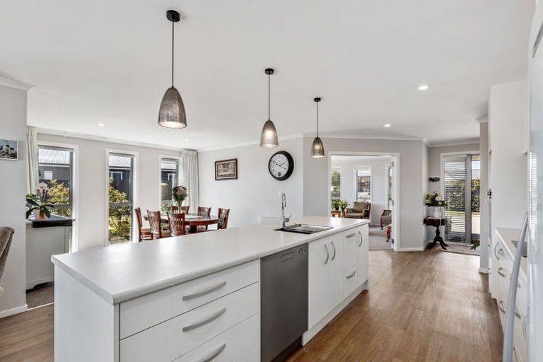 Photo of property in 8 Coralie Place, Lansdowne, Masterton, 5810