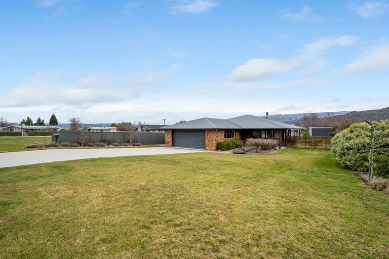 Photo of property in 63 Shields Street, Clyde, 9330