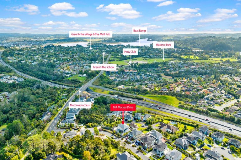 Photo of property in 10a Mackay Drive, Greenhithe, Auckland, 0632