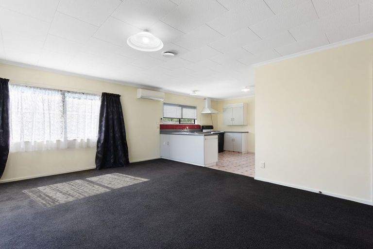 Photo of property in 2/8 Browning Crescent, Stoke, Nelson, 7011