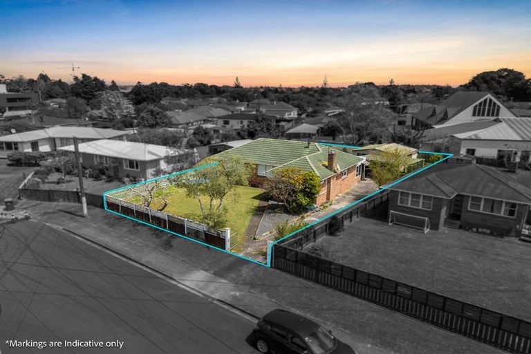 Photo of property in 13 Albion Place, Papakura, 2110