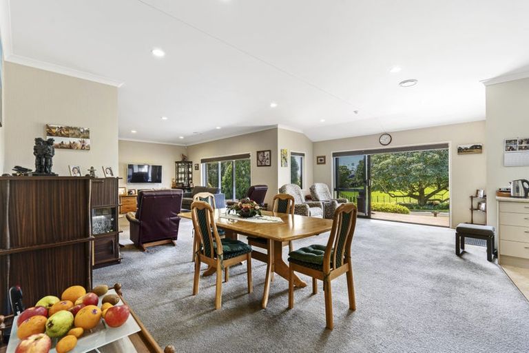 Photo of property in 869 Carrington Road, Hurworth, New Plymouth, 4371