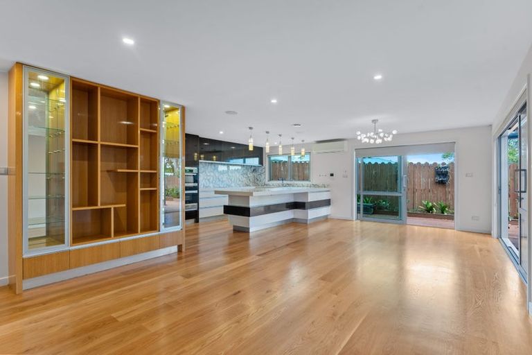 Photo of property in 21a Macleans Road, Bucklands Beach, Auckland, 2014