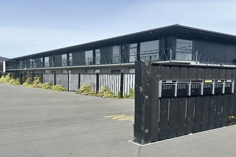 Photo of property in 5/22 Springfield Road, St Albans, Christchurch, 8014