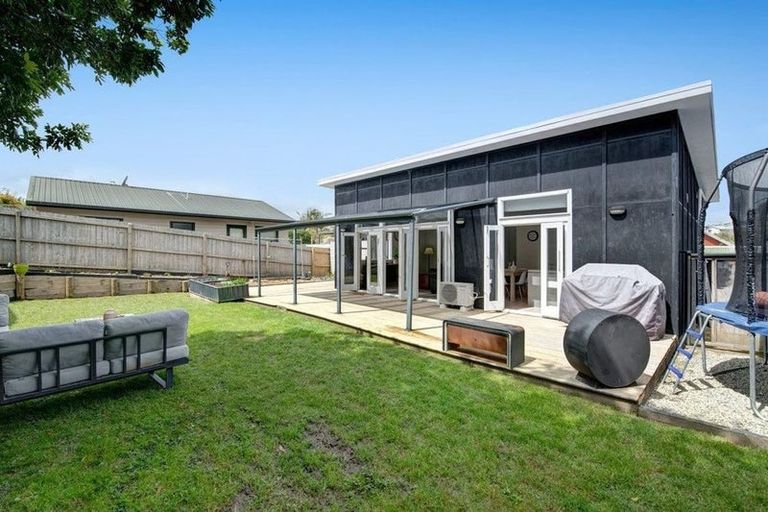 Photo of property in 16 Brandon Road, Manly, Whangaparaoa, 0930