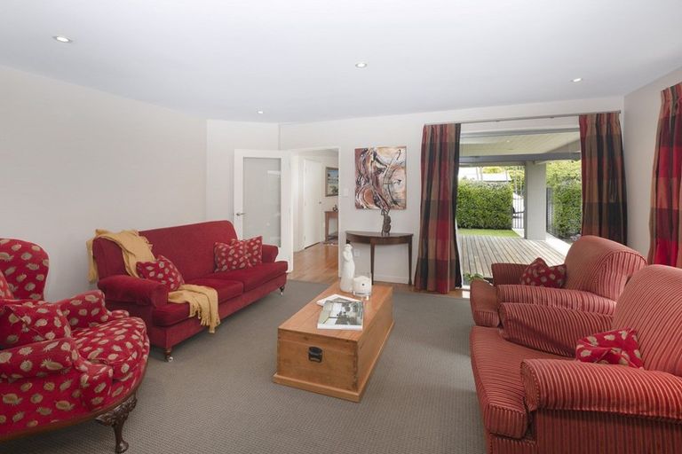 Photo of property in 76a Puriri Street, Riccarton, Christchurch, 8041
