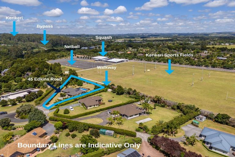 Photo of property in 45 Edkins Road, Kerikeri, 0230