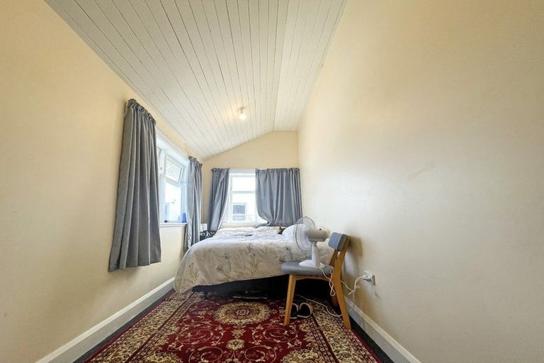 Photo of property in 17 Hankey Street, Mount Cook, Wellington, 6011