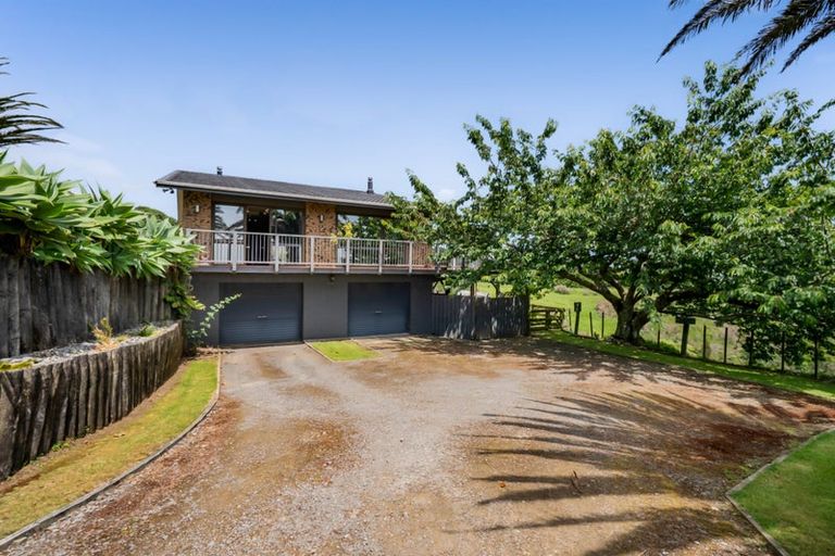 Photo of property in 2 Waireka Road, Omata, New Plymouth, 4374