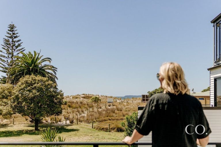 Photo of property in 1 Karewa Parade, Papamoa Beach, Papamoa, 3118