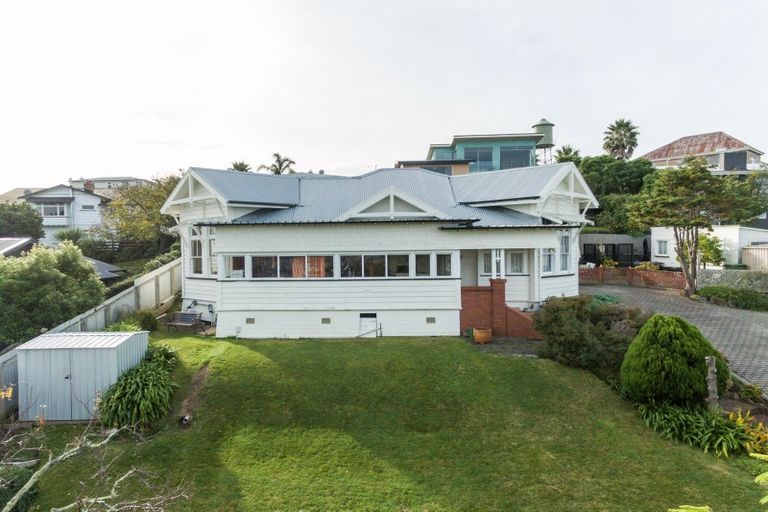 Photo of property in 28 France Road, Bluff Hill, Napier, 4110