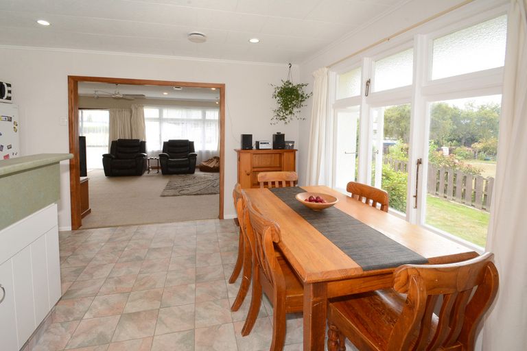 Photo of property in 24 Roseness Street, Palmerston, 9430