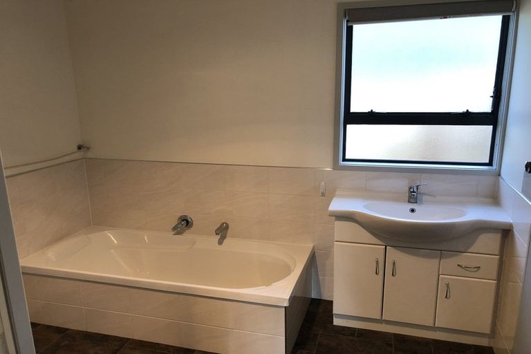 Photo of property in 36a Peakes Road, Saint Johns Hill, Whanganui, 4501