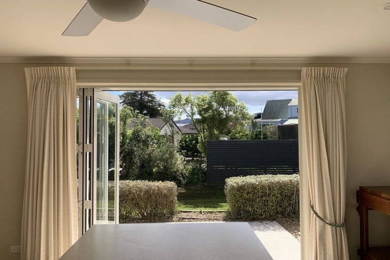 Photo of property in 12 Courtney Lane, Matakana, Warkworth, 0985