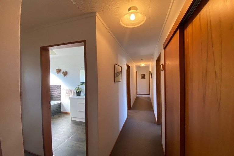 Photo of property in 30 Pararewa Drive, Whalers Gate, New Plymouth, 4310