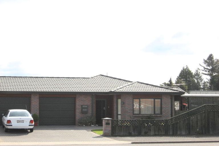 Photo of property in 11b Gibson Street, Fenton Park, Rotorua, 3010