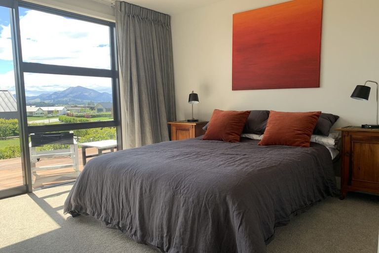 Photo of property in 3 Ruby Ridge, Wanaka, 9305